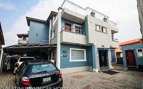 Platinum Inn Gee Hotel