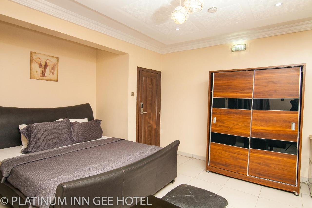 Platinum Inn Gee Hotel Suru Lere Exterior photo